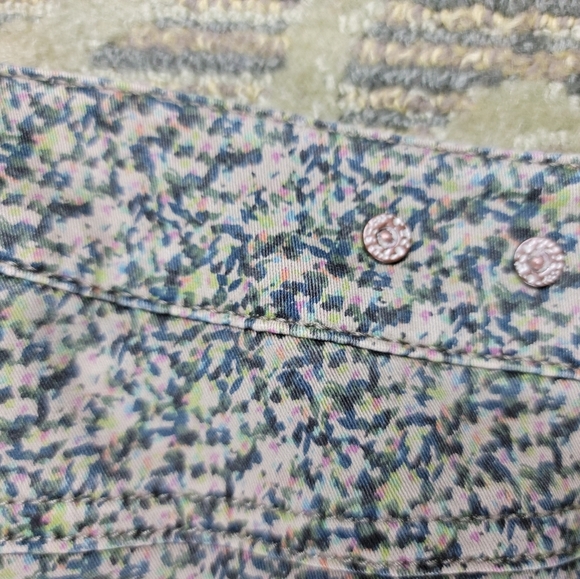 Cabi Ditzy Floral‎ High Waist Stretch Skinny Jeans - Picture 11 of 13